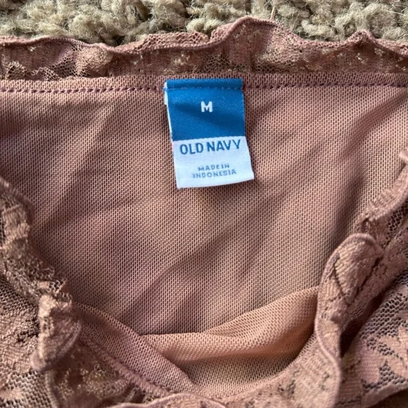 Old Navy Ruffle Lace Camisole - Picture 5 of 5